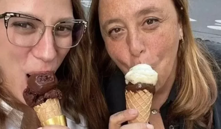 Serenay Sarıkaya ve Ayşe Barım Hakkındaki İddialara Ünlülerden Destek: “İftiralara Sessiz Kalmayacağız”