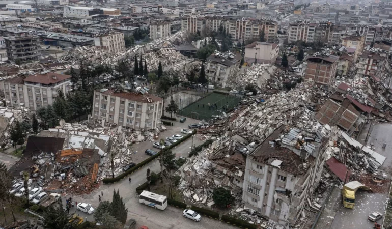 6 ŞUBAT DEPREMİ: 500 ATOM BOMBASI GÜCÜNDE YIKIM
