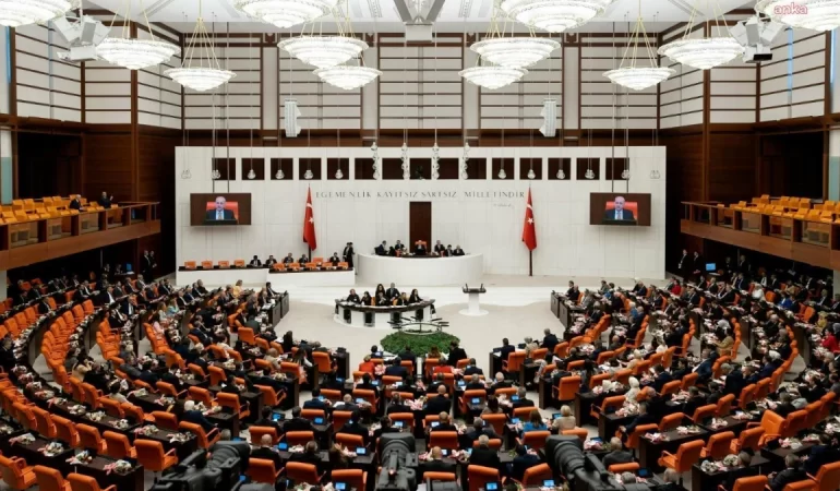 ADALET AKADEMİSİ TEKLİFİ TBMM’DE KABUL EDİLDİ