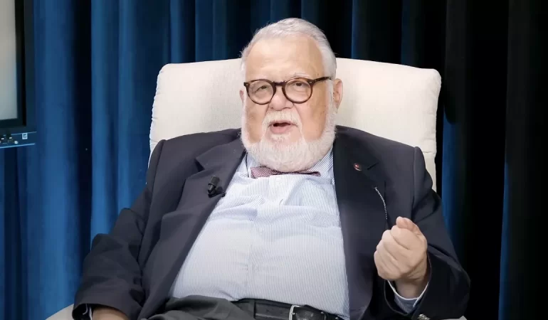 Celal Şengör’den Ege Denizi İçin Yanardağ ve Tsunami Uyarısı!