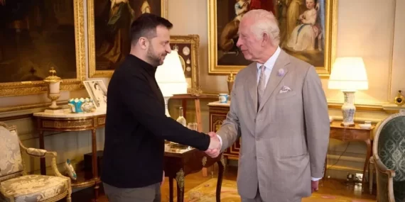 ZELENSKY, KRAL CHARLES İLE GÖRÜŞTÜ!