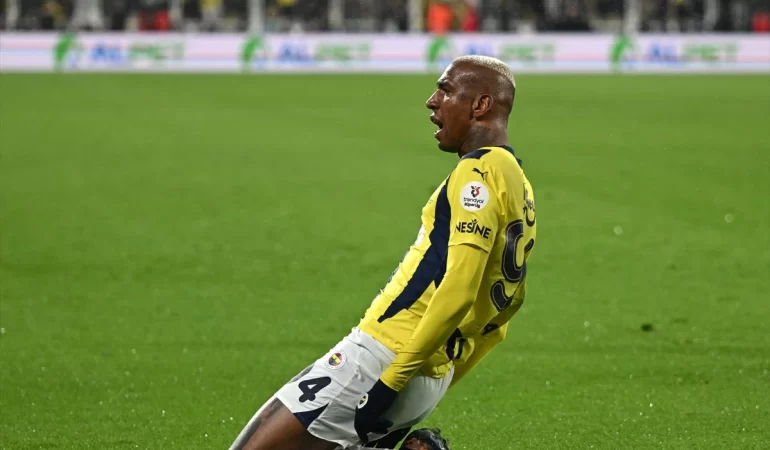 FENERBAHÇE’DEN TRABZONSPOR’A GOL YAĞMURU!