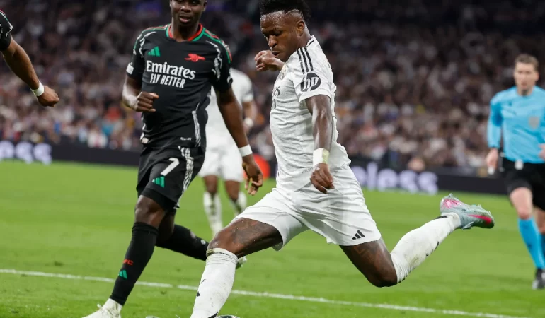 ARSENAL VE INTER YARI FİNALDE