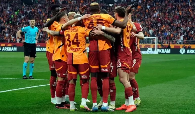 GALATASARAY ŞAMPİYONLUK EŞİĞİNDE