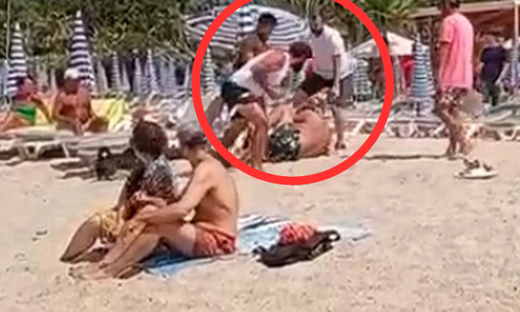ALANYA’DA ŞEZLONG ALMAYAN TURİST DARP EDİLDİ!