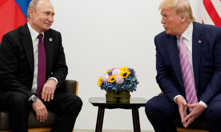 TRUMP VE PUTİN GÖRÜŞMESİ SONA ERDİ