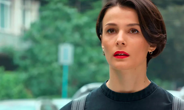 BÜŞRA DEVELİ AŞKINI İLAN ETTİ: GİZLİ SEVGİLİ ORTAYA ÇIKTI!