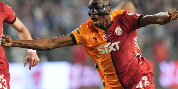 VICTOR OSIMHEN, GALATASARAY TARİHİNE GEÇTİ
