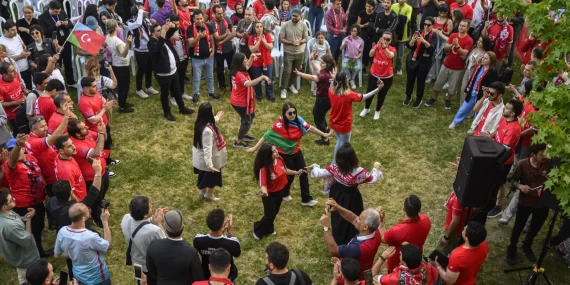 İSTANBUL’DA TRAKTÖR COŞKUSU