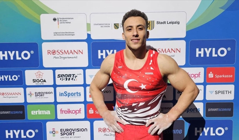 ADEM ASİL’DEN AVRUPA’DA ALTIN MADALYA!