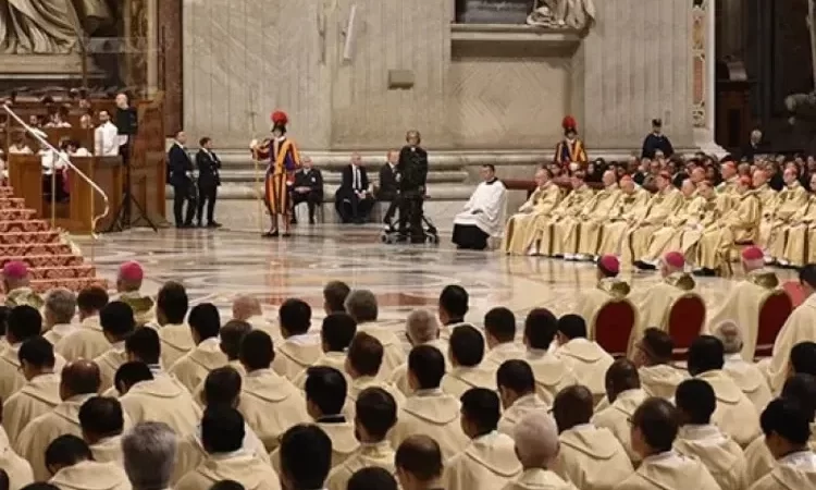 VATİKAN’DA TARİHİ SÜREÇ: YENİ PAPA’YI BELİRLEYECEK SEÇİM RESMEN BAŞLADI