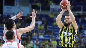 5087-fenerbahce-beko-bahcesehir-kolejini-devirdi-finale-bir-adim-daha-yaklasti