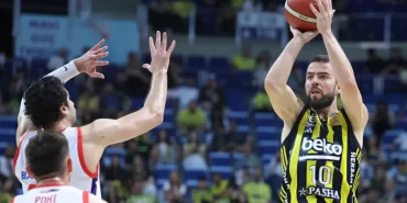 5087-fenerbahce-beko-bahcesehir-kolejini-devirdi-finale-bir-adim-daha-yaklasti