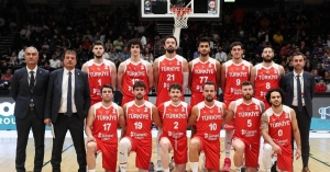 1200x627-a-milli-erkek-basketbol-takimimizin-euro-basket-2022-aday-kadrosu-aciklandi-1658761637995
