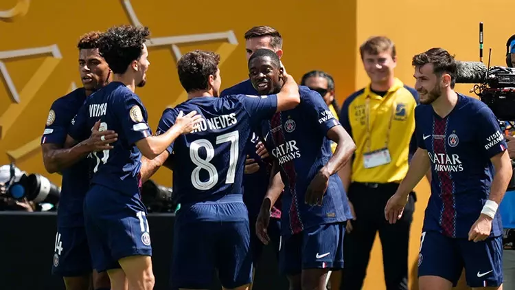 PSG Real Madrid’i 4 Golle Eledi, Finale Yükseldi