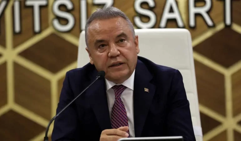 MUHİTTİN BÖCEK’İN TUTUKLULUĞUNA MAHKEMEDEN RET KARARI