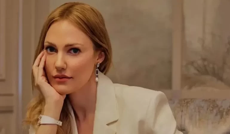 Meryem Uzerli’nin Kızı Annesine Olan Benzerliğiyle Gündem Oldu