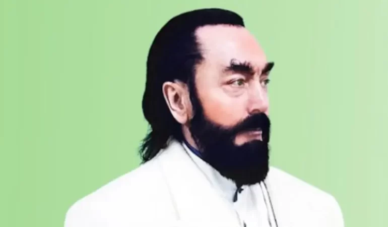 Adnan Oktar’ın Cezaevinden Yeni Fotoğrafı Gündem Oldu