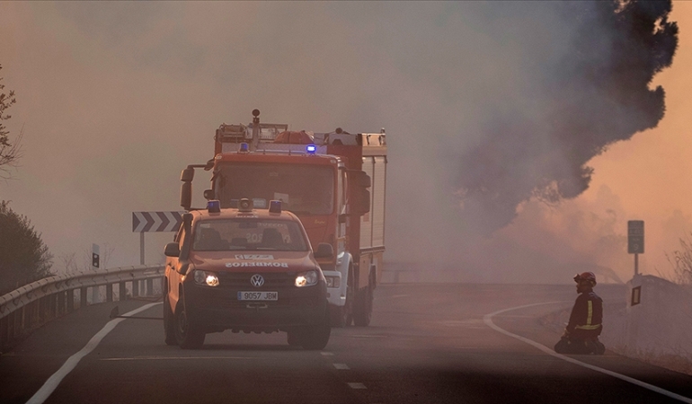 Avrupa’yı Sarsan Yangın: İspanya’da Dev Ormanlık Alan Kül Oldu