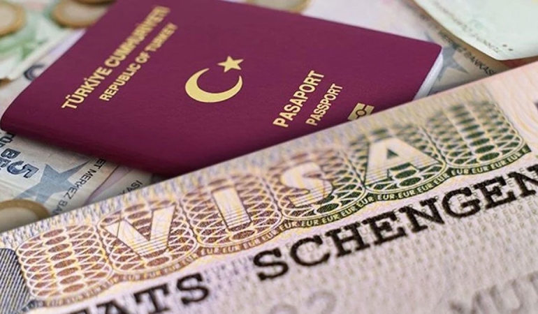 Türk Vatandaşlarına Schengen Kolaylığı Onaylandı