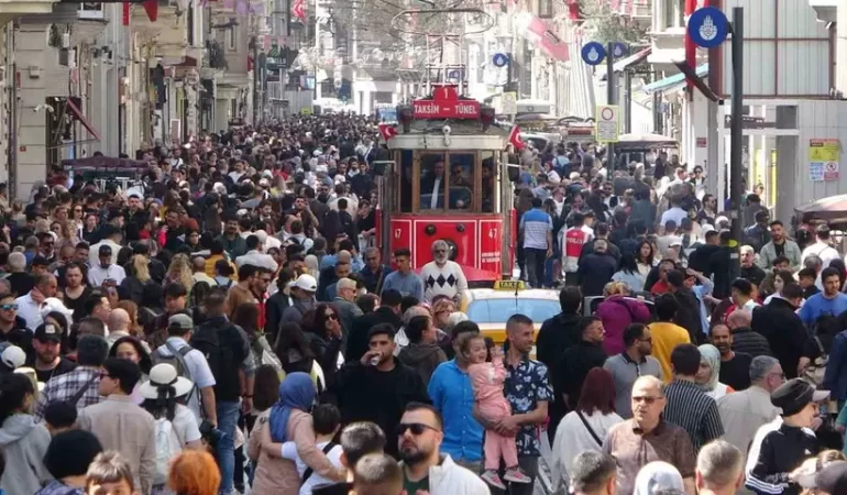 TÜİK Açıkladı: İşte 2025’in İlk Yarısında Türkiye’nin Nüfus Tablosu