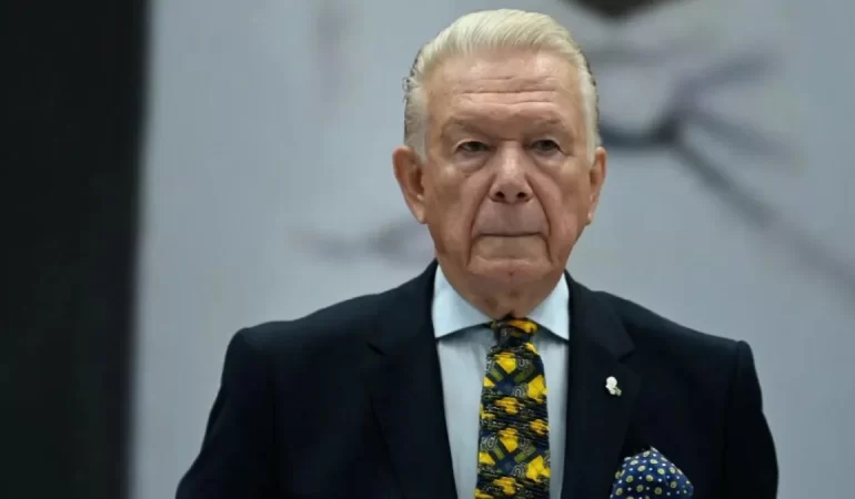 UĞUR DÜNDAR’DAN HAMDİ ULUKAYA’YA DESTEK!