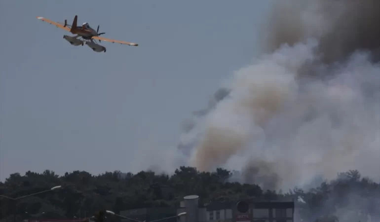 Çanakkale’de Orman Yangını Rüzgarla Büyüdü: Tahliyeler Devam Ediyor