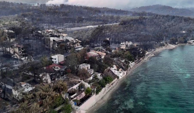 Çanakkale yangınında Güzelyalı villaları kül oldu