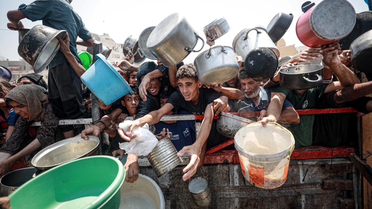 gazze-yemek-dagitimi-aa-2384354