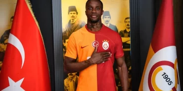 wilfried-zaha-galatasaray-neden-ayrildi