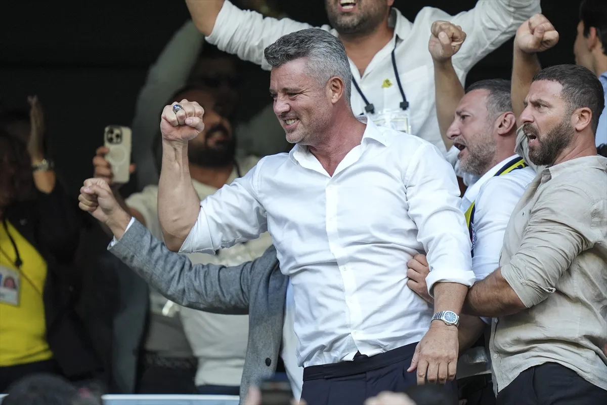 68d03650b33a2262__w1200xh800