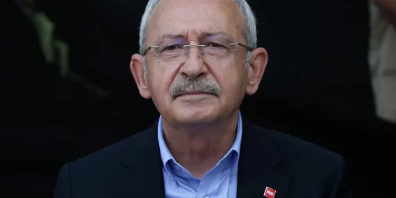 Özgür Özel’den Sert Adım: İhraçlar Yolda