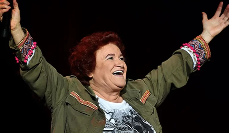 SELDA BAĞCAN İZLEYİCİYE SESLENDİ