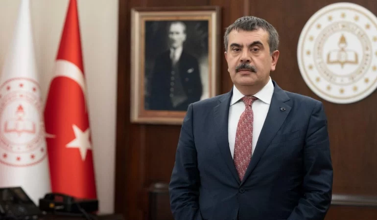 BAKAN YUSUF TEKİN: 12 YILLIK EĞİTİM UZUN, TARTIŞILMALI