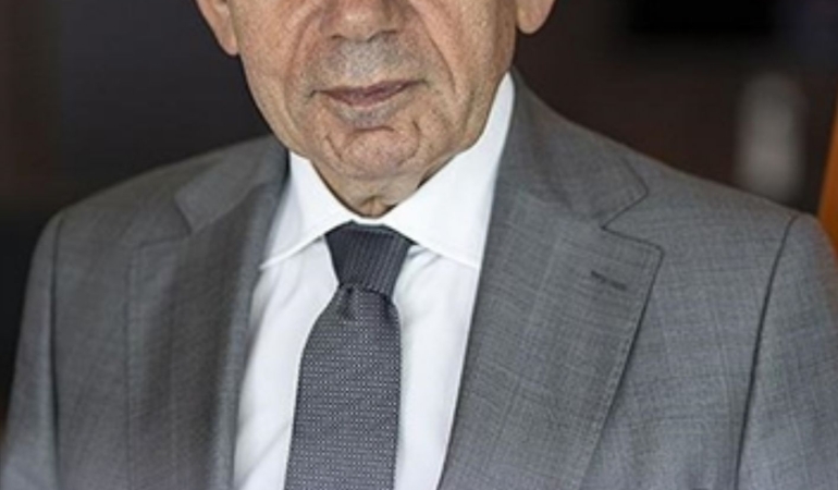 DURSUN ÖZBEK: “GALATASARAY, TÜRKİYE’NİN EN DEĞERLİ SPOR KULÜBÜDÜR”