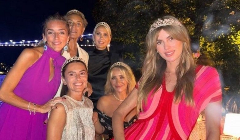 SOSYETENİN BOĞAZ’DAKİ YALISI PARTİSİ: DOĞUM GÜNÜNDE KİMLER VARDI?