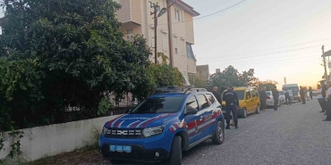 İNSAN KAYNAKLARI MÜDÜRÜ EVİNDE ÖLÜ BULUNDU ARKADAŞLARININ TELEFONLARINA BAKMAYIP KAPIYI AÇMAYINCA ÖLDÜĞÜ ORTAYA ÇIKTI