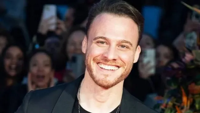 “Sabancı’nın Torunu” Sonrası: Kerem Bürsin ve Selin Yağcıoğlu Aşkı Gündemde!