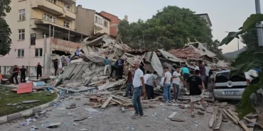 6898d5f5f35da803738e9d0f