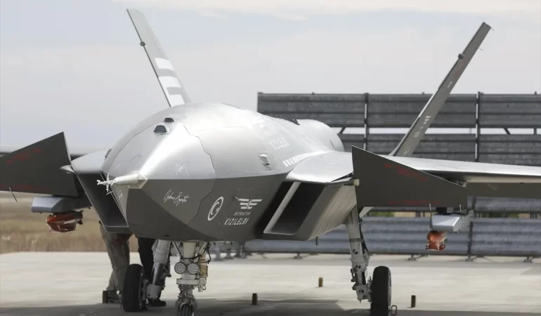 KIZILELMA PT-3 ORTA İRTİFA TESTİNİ BAŞARIYLA TAMAMLADI