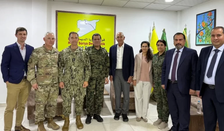 TOM BARRACK MAZLUM ABDİ İLE GÖRÜŞTÜ