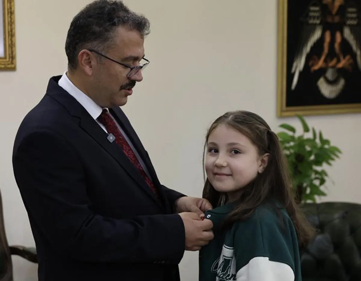 68f0985c1be4b152__w1200xh937