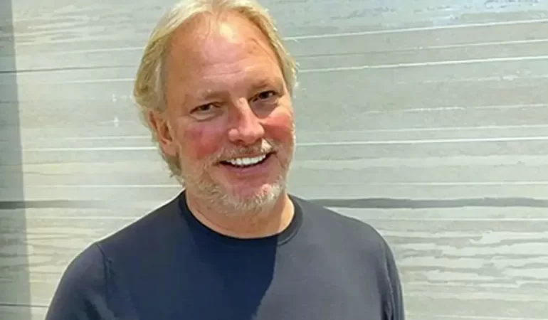 “Emlak Kralı” Adnan Şen’den Korkutan Gelişme: Beyin Kanaması ve Kritik Ameliyat