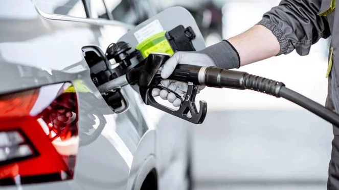 İKİNCİ EL PİYASASI HAREKETLENDİ: DİZEL ARAÇLAR GÜVEN KAYBEDİYOR