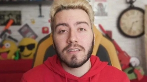 enes-batur-tarikat-iddiasi-5-k4de