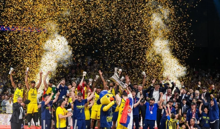 EuroLeague’de Diriliş Gecesi: Fenerbahçe Bayern’i Dağıttı, Moral Buldu