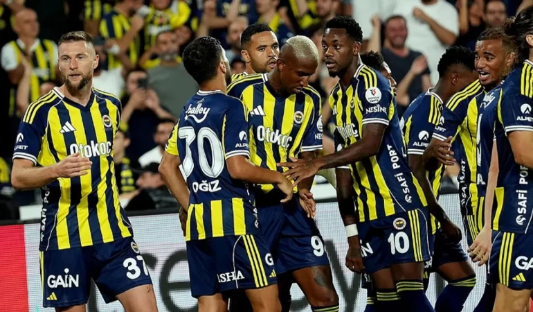 Fenerbahçe’de Transfer Hareketliliği: Bir İsimle Daha Yollar Ayrılıyor