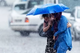 meteorolojiden-saganak-uyarisi-semsiyeleri-unutmayin-vopq