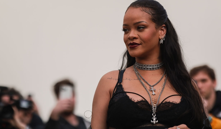 Moda Rüyası Kâbusa Döndü: Rihanna Büyük Zararda