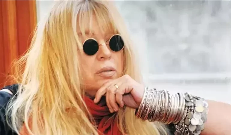 Zerrin Özer’den Kalpten Mesaj: Dua Ediyorum